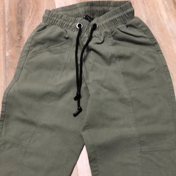 Zara Army Green Pants - Picture 5 of 9